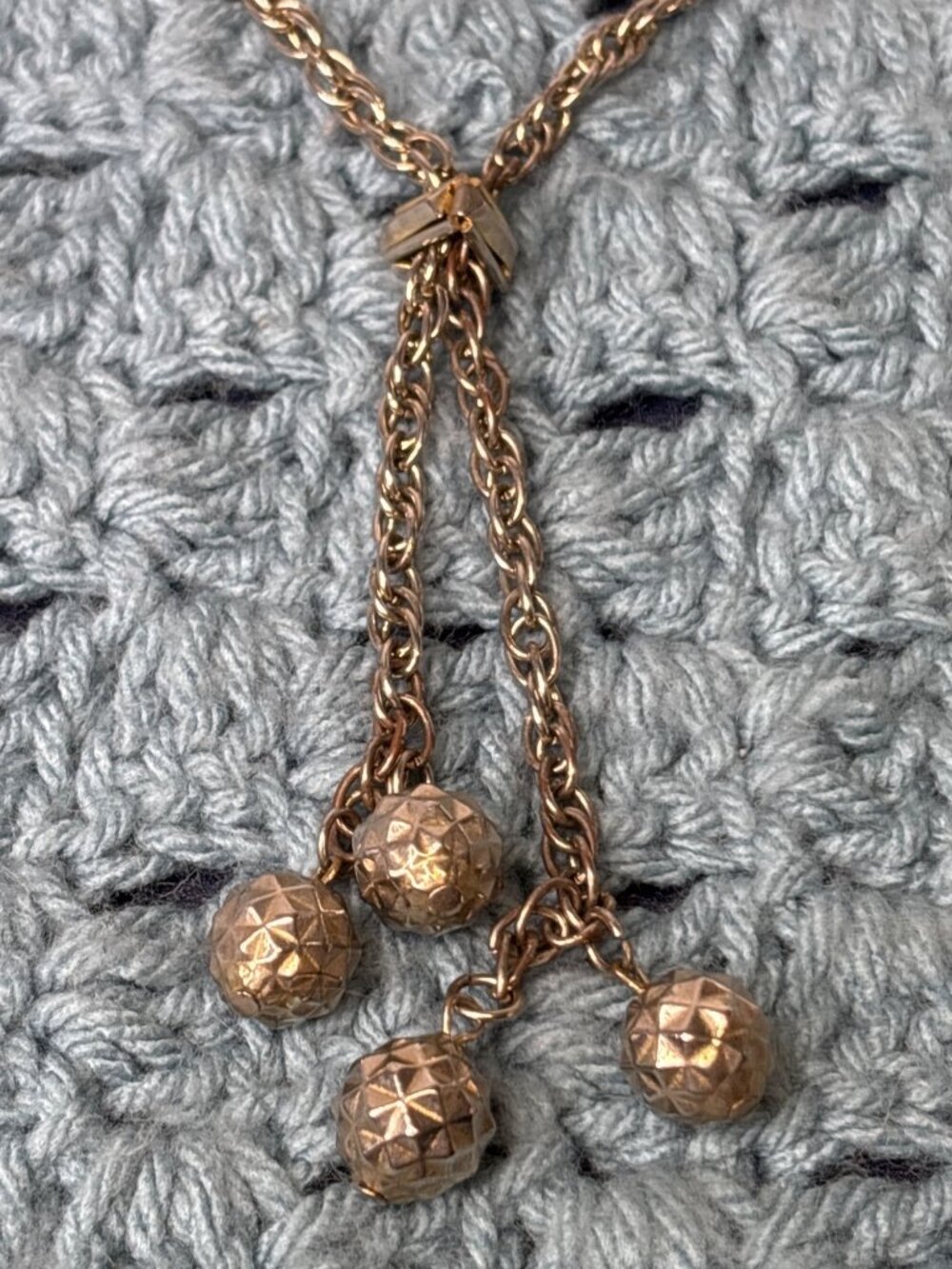 Vtg Goldtone Rope Chain Faceted Beaded Lariat Necklace Adjustable Metal Fading - Picture 2 of 4